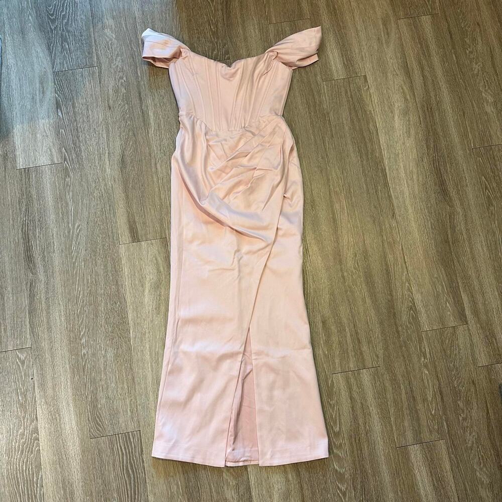 House of CB ‘Genevieve’ Blush Pink Off the Shoulder Maxi Gown